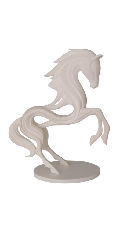 Caballo Escultural – Elegancia en Movimiento