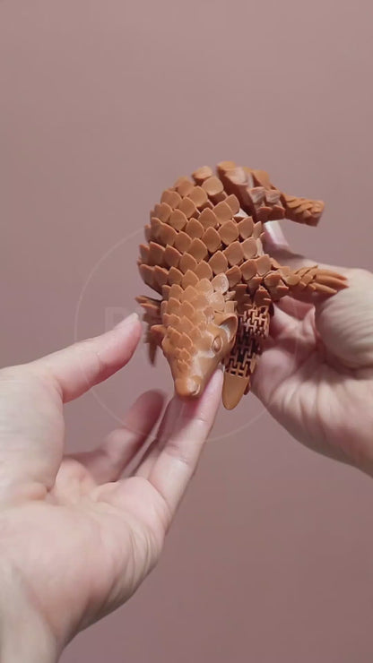 Mesh Pangolin – Pangolín Articulado